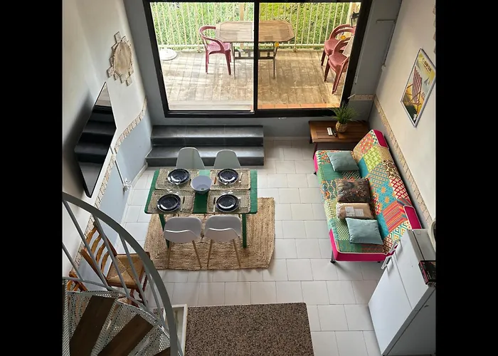 Le Rocher - Appt Pour 6 Climatise Avec Piscine Appartement *