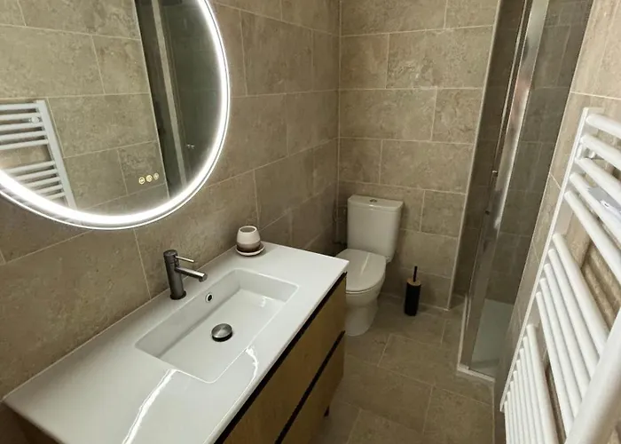 Apartment Le Rocher - Appt Pour 6 Climatise Avec Piscine *